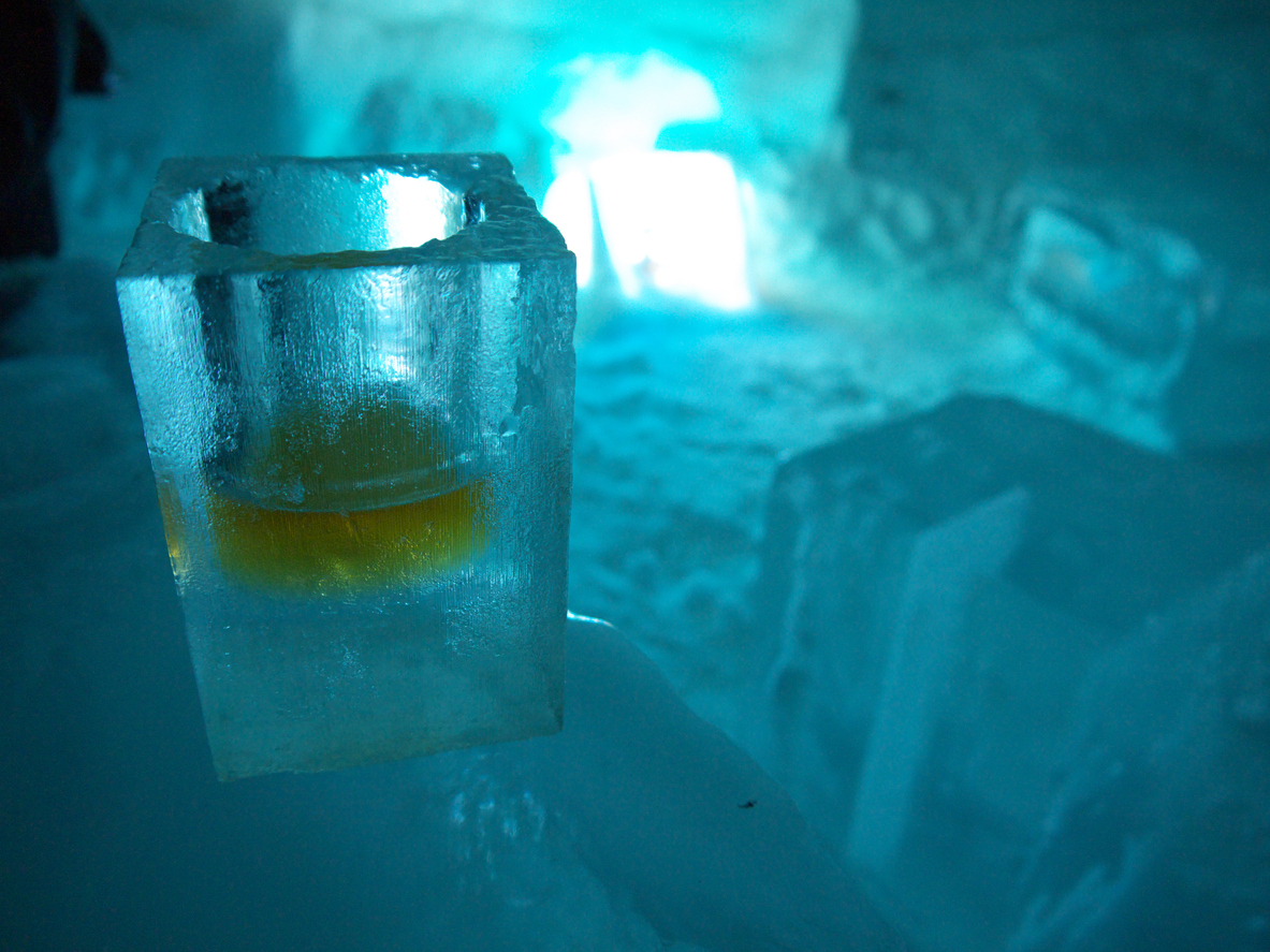 Middag och ICEBAR för två
